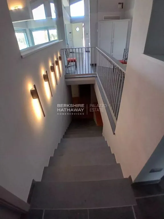 Pièces - Modern Villa with Pool in Pietrasanta