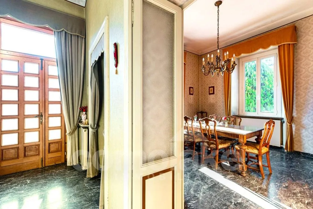 Söögituba - Classic Villa with Garden in Cernobbio