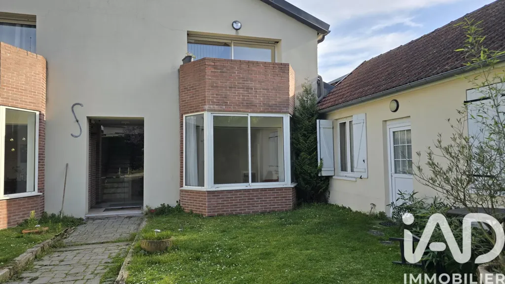 Giardino - 3-Bedroom Flat with Terrace in Vernon Centre