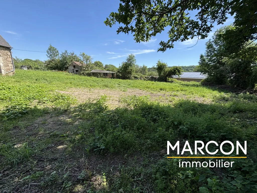 Aed - Rustic Farmhouse with Garden near Aubusson