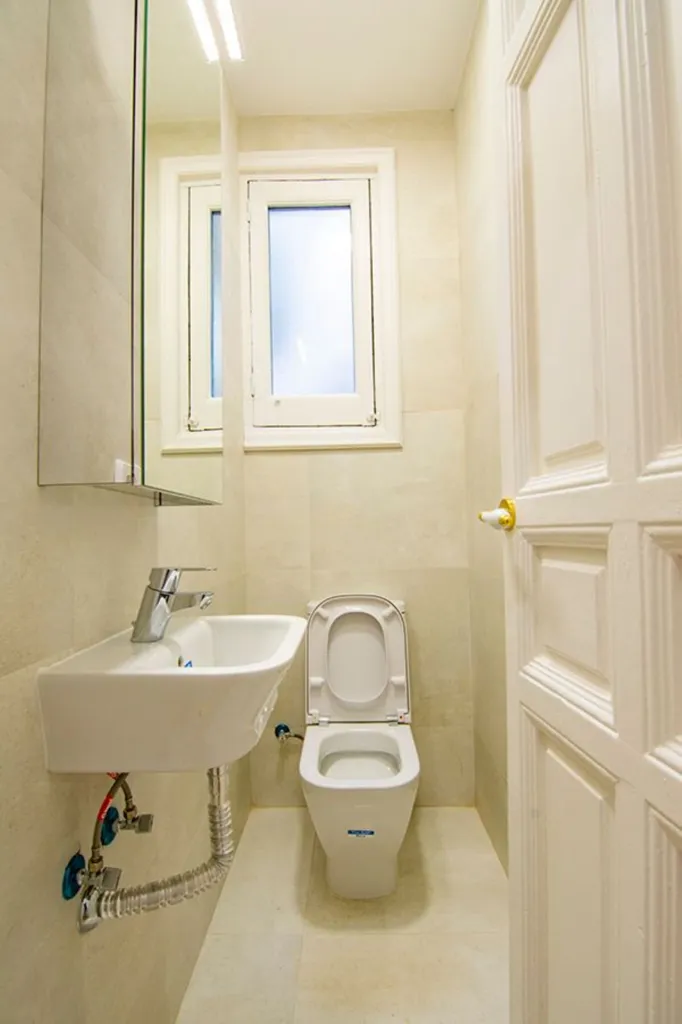 Vannitoad - Charming Flat with Balcón in Madrid's Centro
