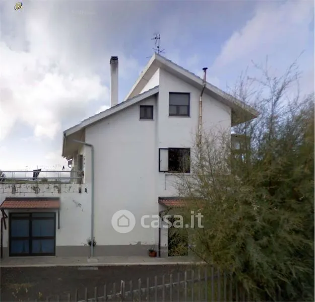 Välivaade - Mansarded Apartment with Storage in Potenza