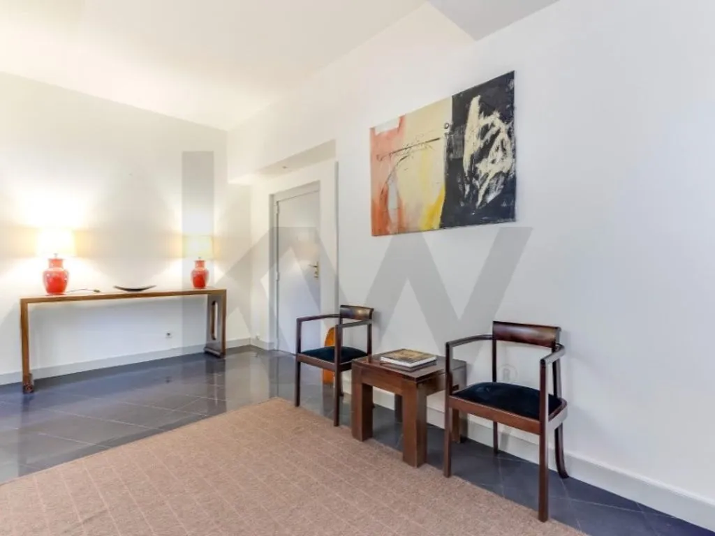 Esik - Luxury Office Space in Porto's City Centre