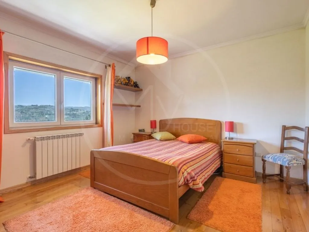 Magamistoad - Luxury Villa with Garden in Adoufe, Vila Real