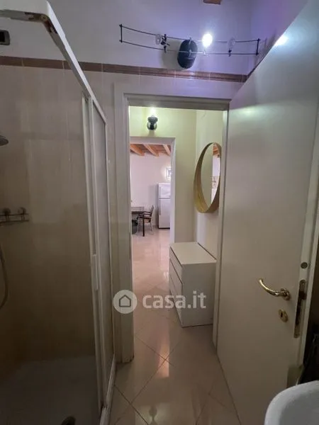 Vannitoad - Fully Furnished Flat in Central Piacenza