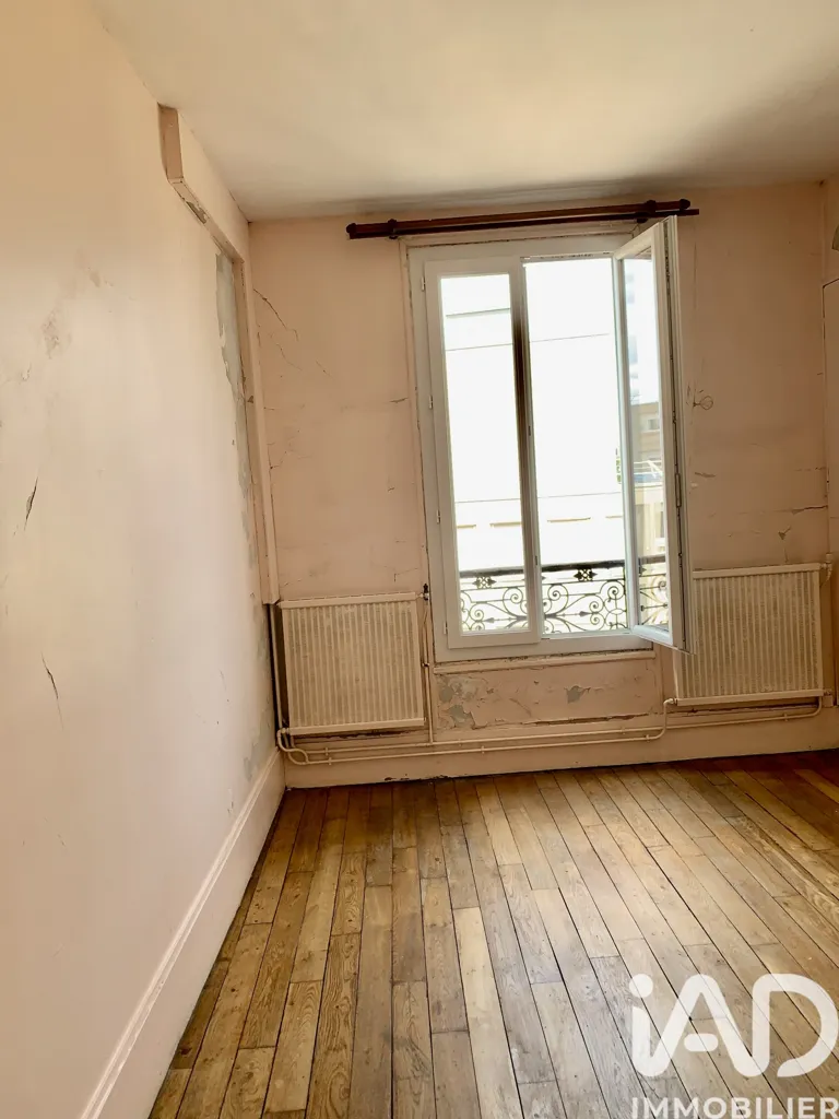 Rooms - Charming Apartment with Balcony in Saint-Denis