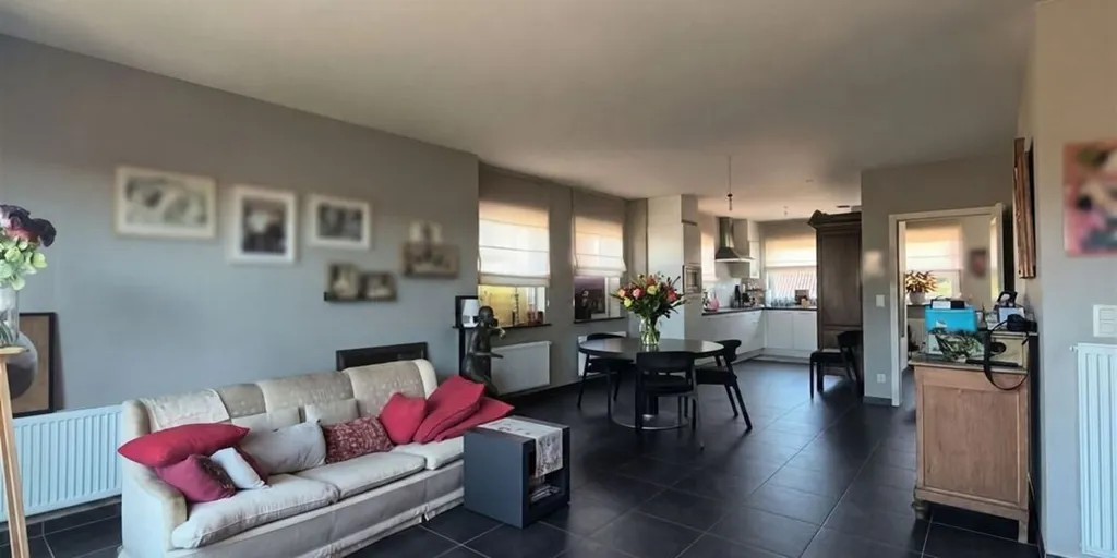 Elutuba - Apartment with Terrace in Eksaarde