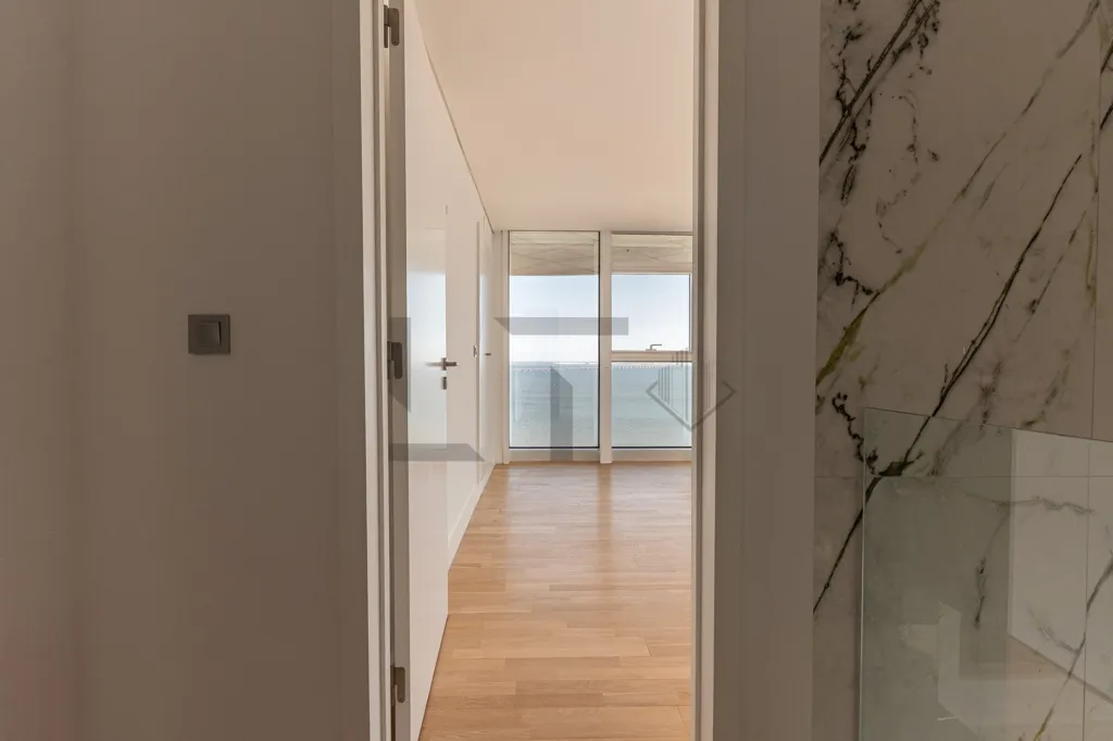 Esik - Penthouse Duplex with River View in Parque das Nações