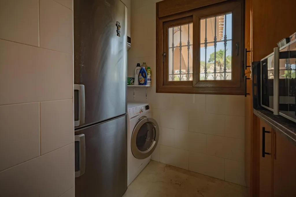 Lavanderia - Apartment with Golf Course Views in Orihuela Costa