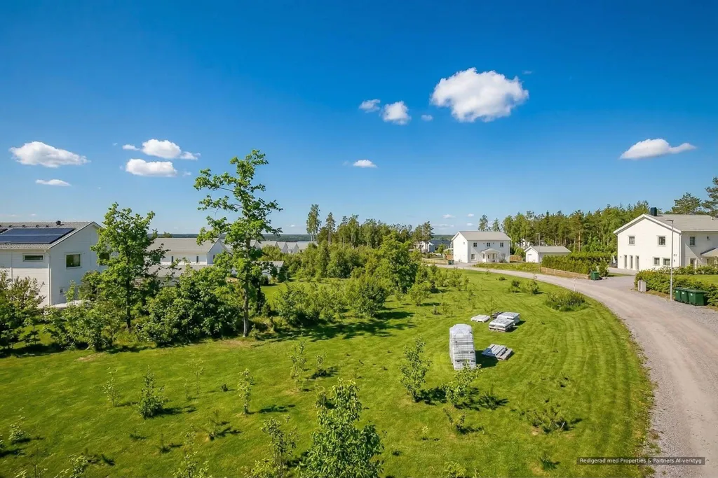 Õhuvaade - Plot with Lake View in Svärtinge Skogsbacke