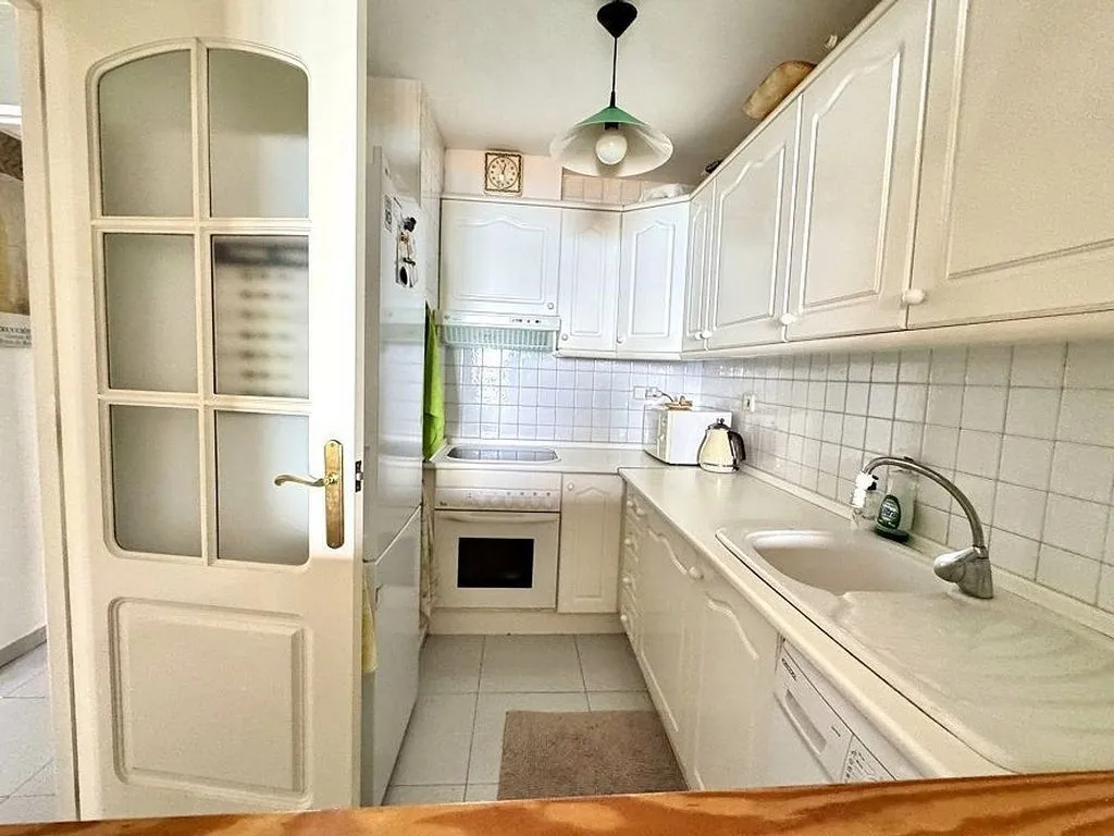 Cuisine - Apartment with Pool and Sea View in Mascarat
