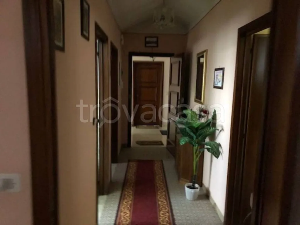 Esik - Mansard Apartment with Parking in Robilante