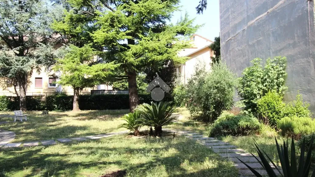 Jardin - Apartment with Balcony and Garden in Brescia