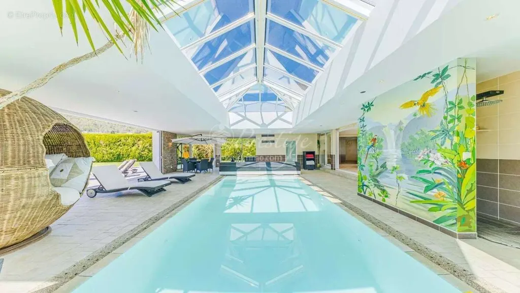 pool_area