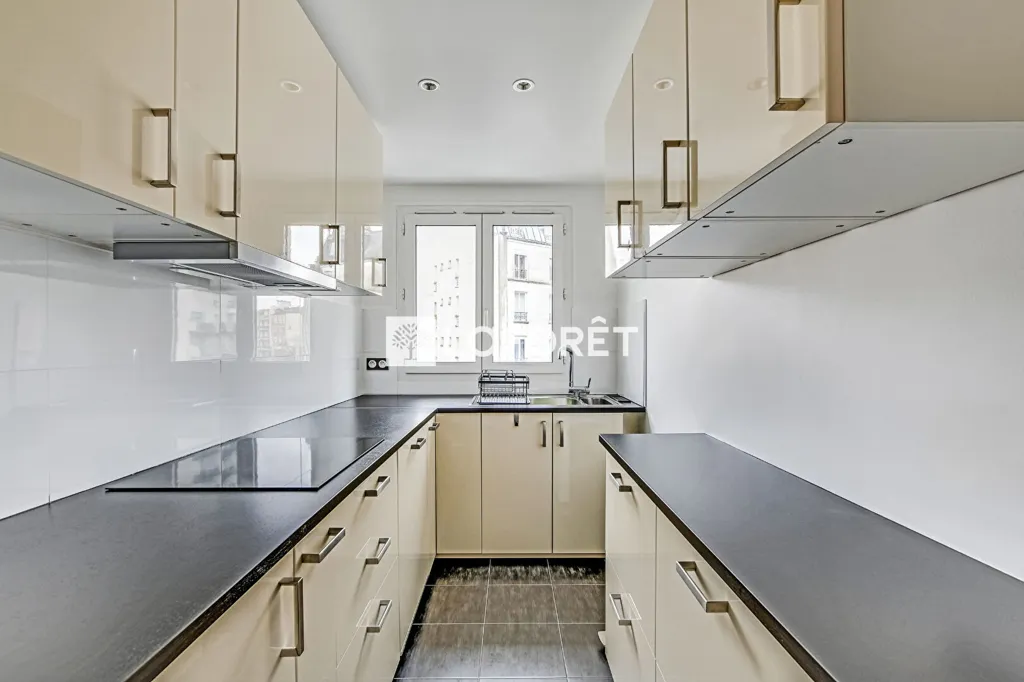 Cuisine - Appartement 4 Pièces avec Balcon à Paris 12ème