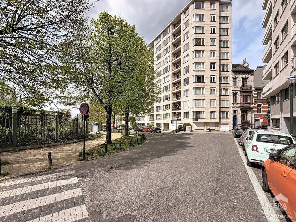 Välivaade - 3-Bedroom Apartment with Terrace in Brussels