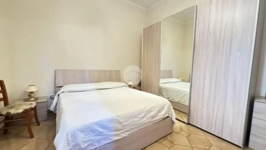 Bedrooms - Student Apartment with Balcony in Naples