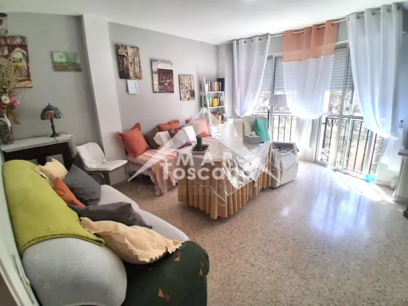 Elutuba - Duplex with Garden in Calle Sol, Sevilla