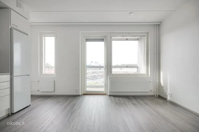 Elutuba - Modern Apartment with Glazed Balcony in Espoo