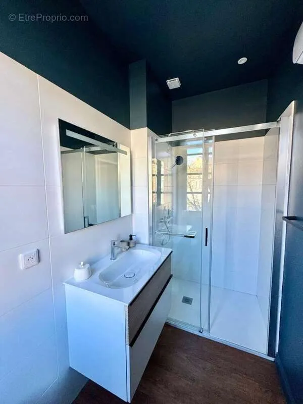 Salles de bain - Maison de ville meublée au centre d'Albi