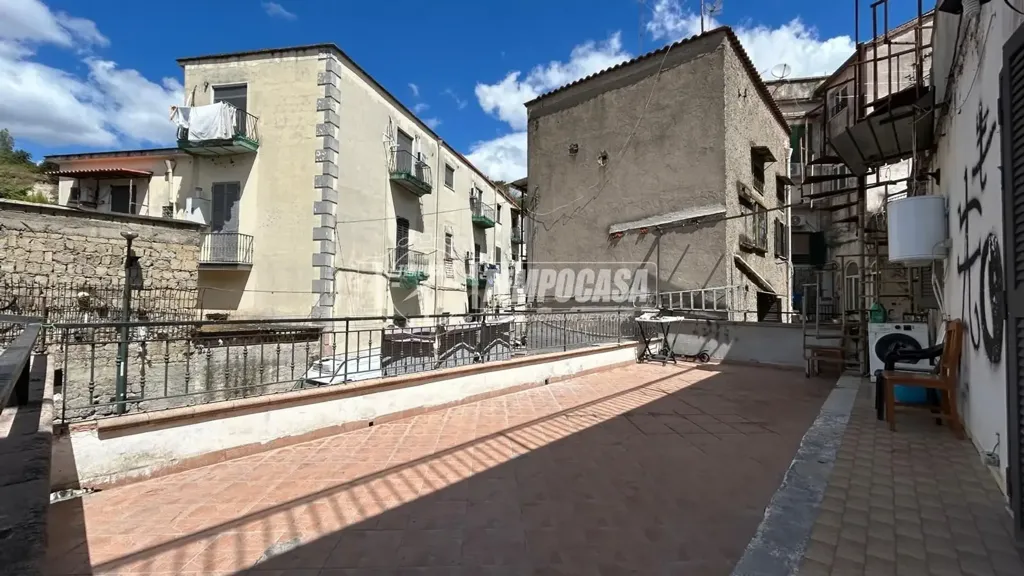 Terrass - Trilocale with Terraces in Naples