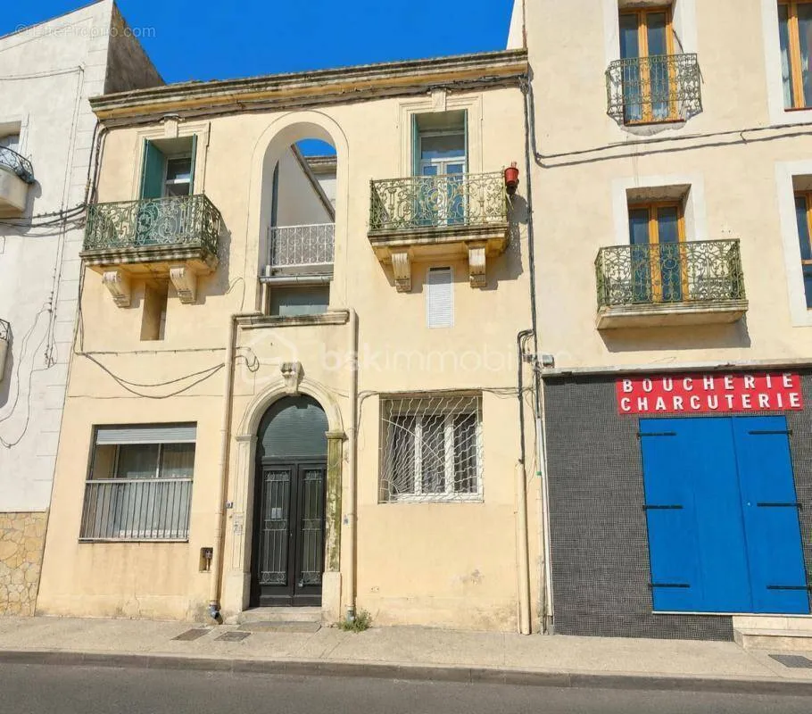 Välivaade - Duplex Flat with Mezzanine in Sète