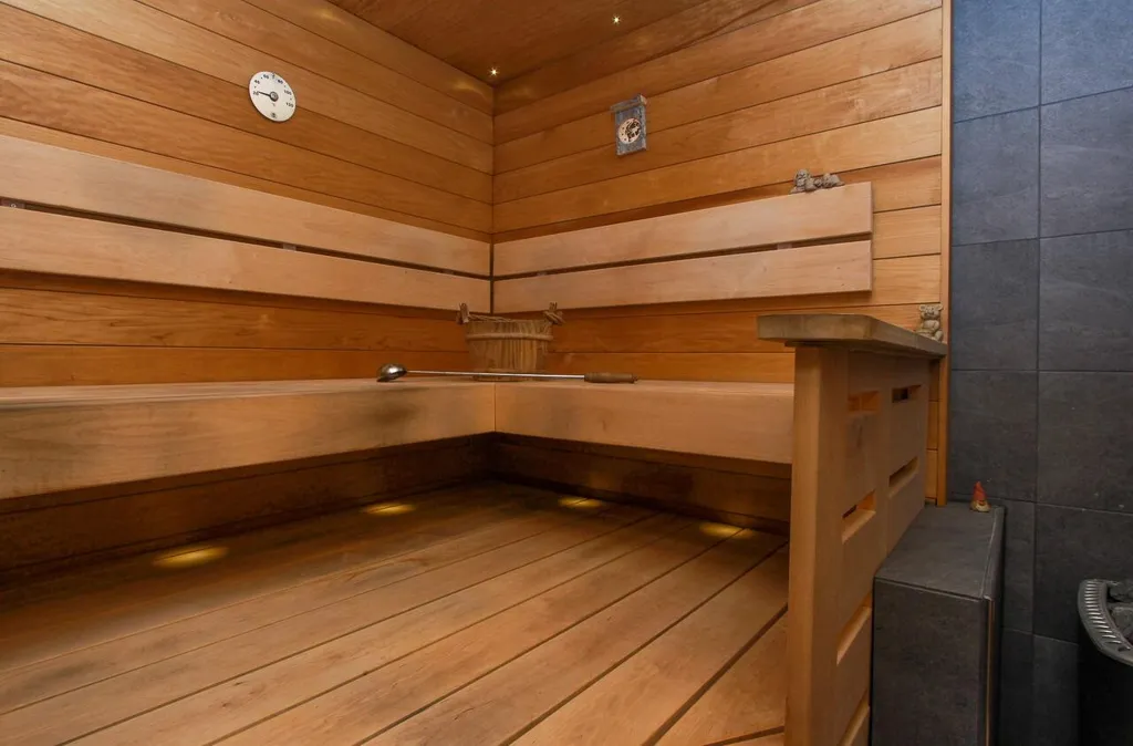 leisure_room