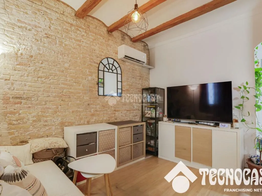 Elutuba - Charming Flat with Terrace in Sants - Montjuïc