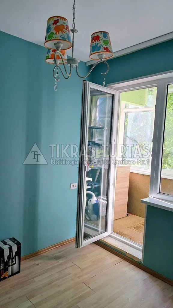 Toad - Two-Bedroom Apartment with Balcony in Klaipėda