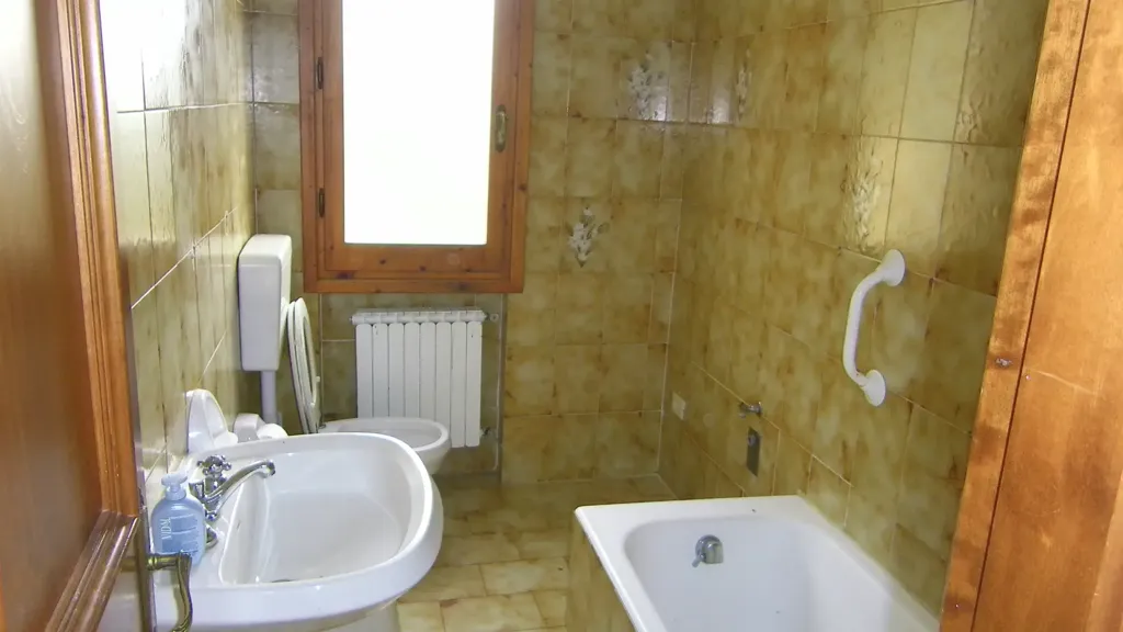 Vannitoad - Terraced Villa with Hillside View in San Casciano