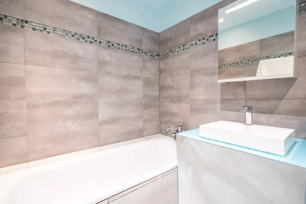 Salles de bain - Appartement 3/4 Pièces avec Terrasse à Paris 14ème