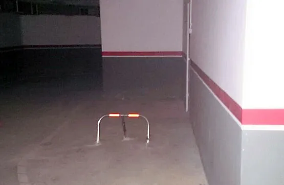 Garaaž - Garage Space in Maials, Lérida