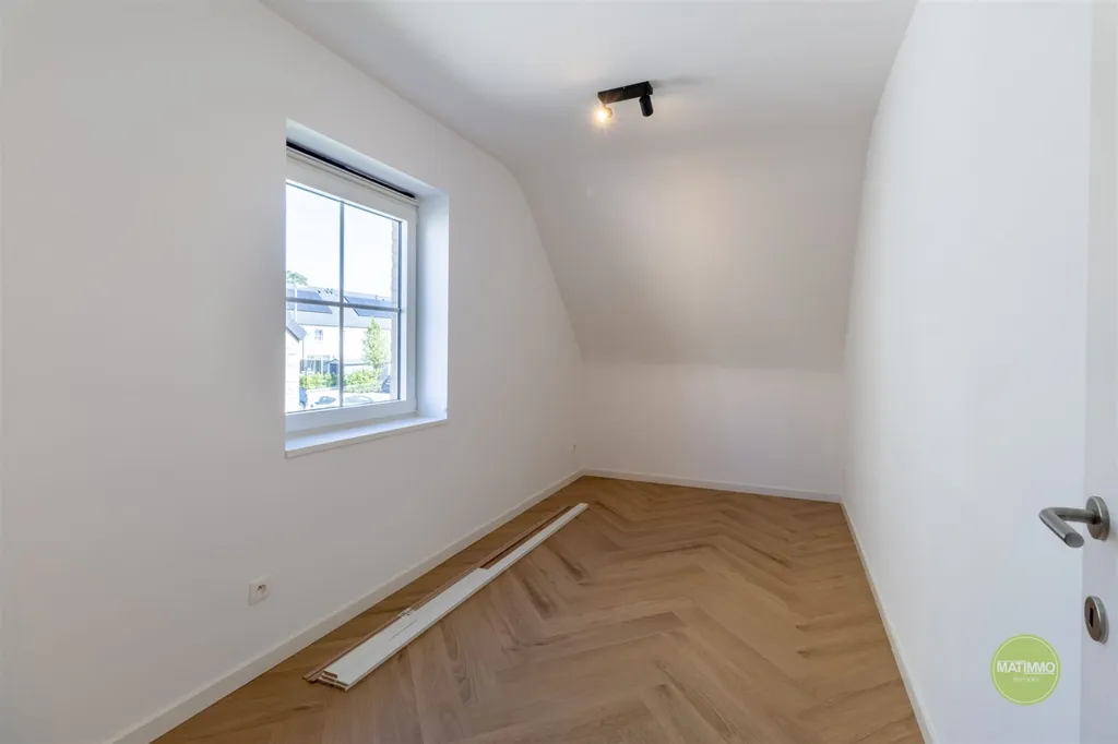 Pièces - Maison Moderne avec Jardin à Oud-Turnhout