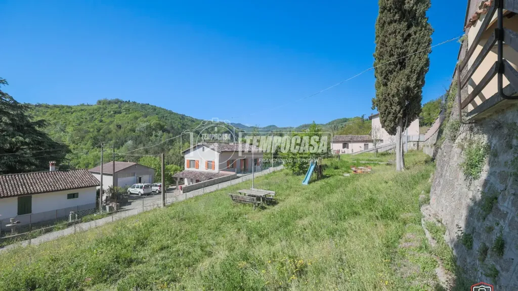 Aed - Independent House with Panoramic View in Predappio