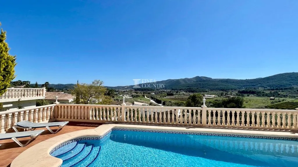 Piscine - Luxury Villa with Mountain Views in Jalón