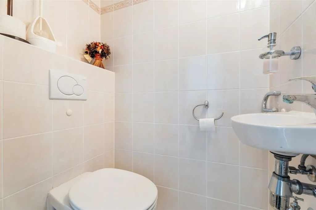 Bathrooms - Spacious Apartment with Polder Views in Blankenberge