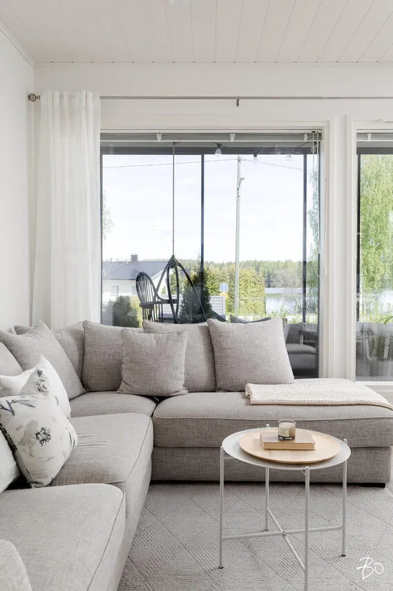Séjour - Modern End-Unit Apartment with Balcony in Kantola