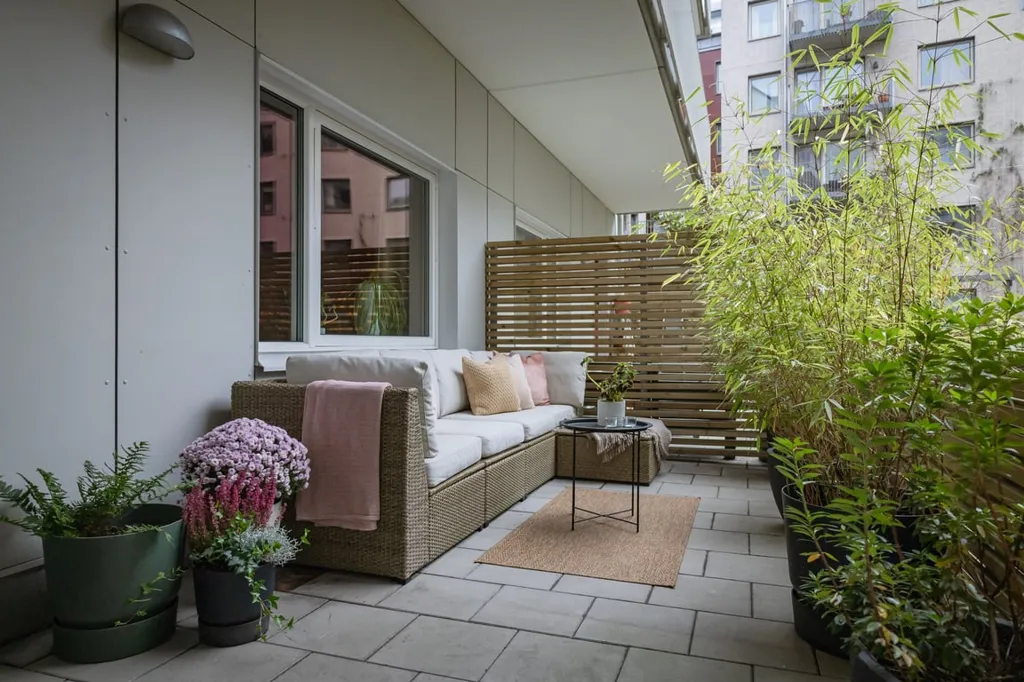 Balcon - Modern Two-Bedroom with Garden in Central Malmö