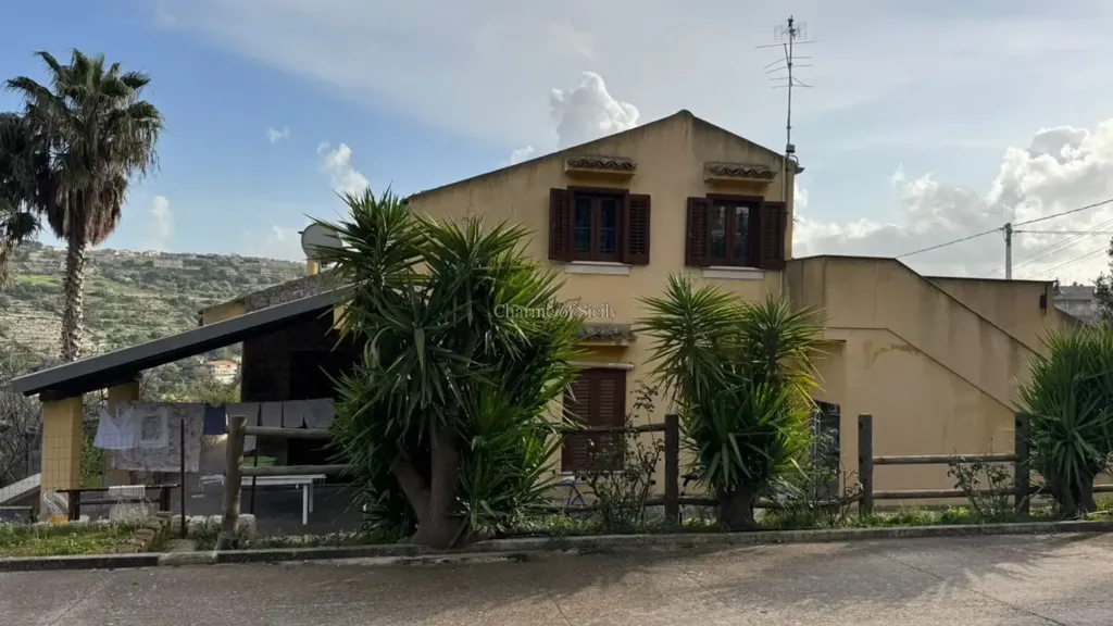 facade
