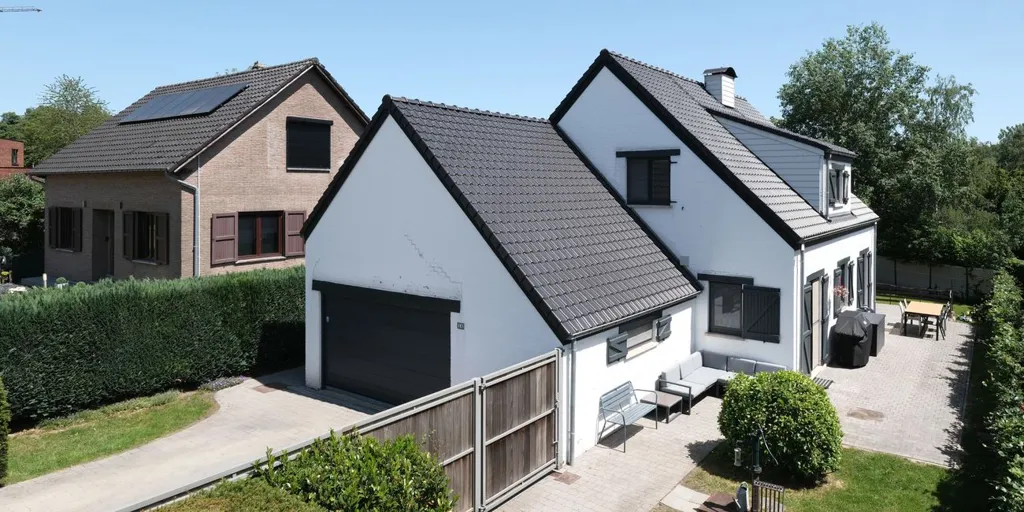 Vista aerea - Instapklare Villa with Terraces in Overijse