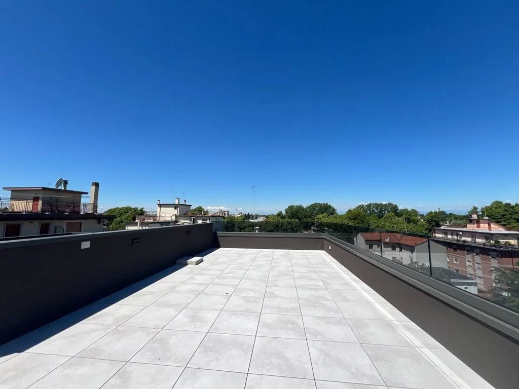 Terrace - Luxury Penthouse with Rooftop in Mestre, Venice