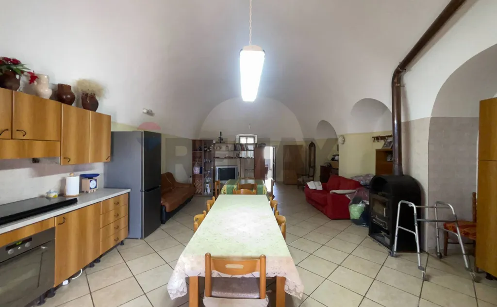 Köök - Casale with Garden in Grotte Sant'Angelo
