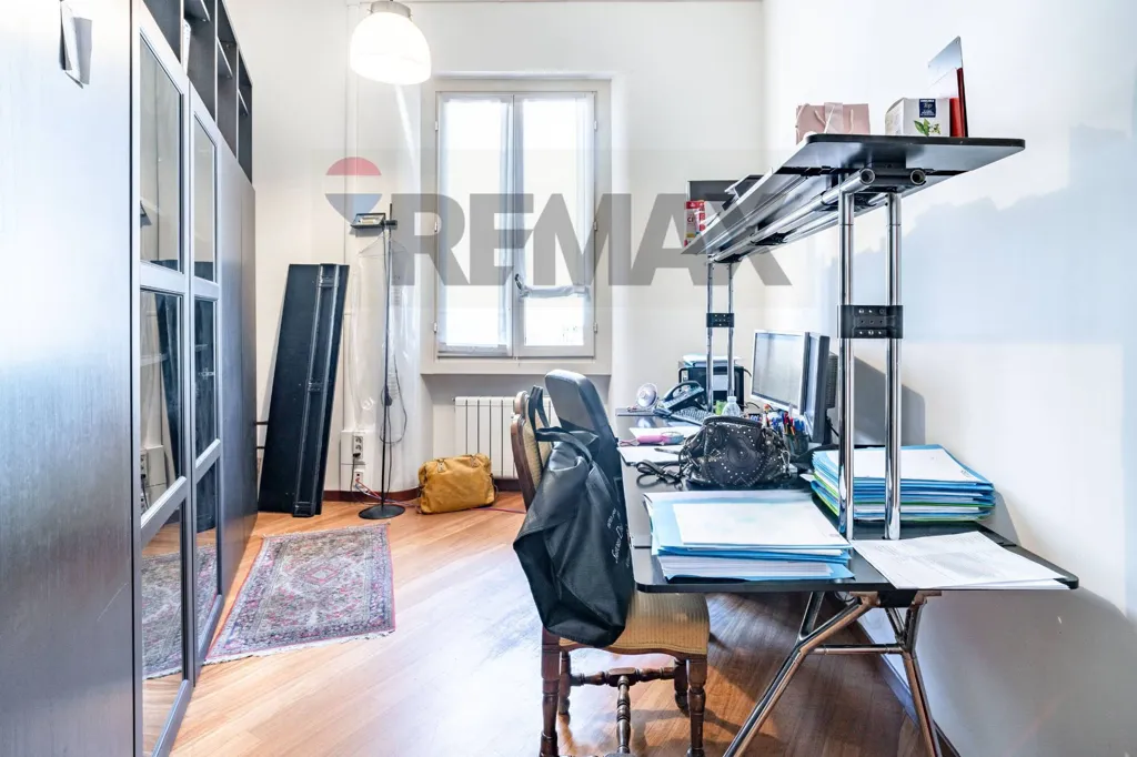 Kabinet - Liberty Style Apartment with Historic Elevator in Milan