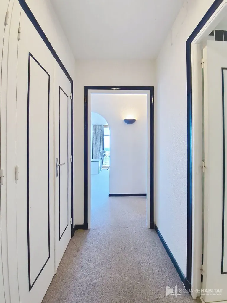 Hallway - 3-Bed Apartment with Sea View in Quiberon