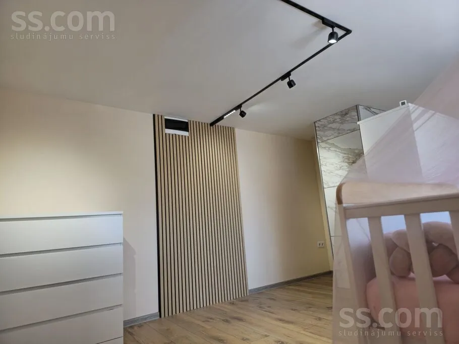 Chambres - Two-Storey Flat with Garden in Saldus Centre