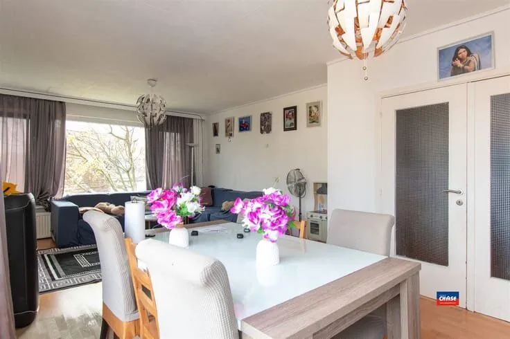 3 magamistoaga korter asukohas Borgerhout