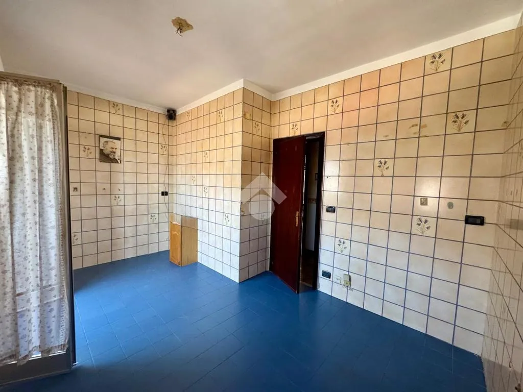 Bathrooms - Apartment with Balcony in Palermo Centre