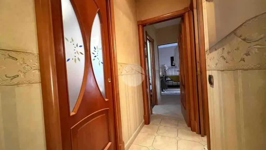 Entrée - Apartment with Balconies in Central Naples
