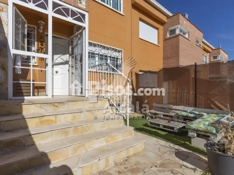 Extérieur - Adosado with Jacuzzi in Torrejón del Rey