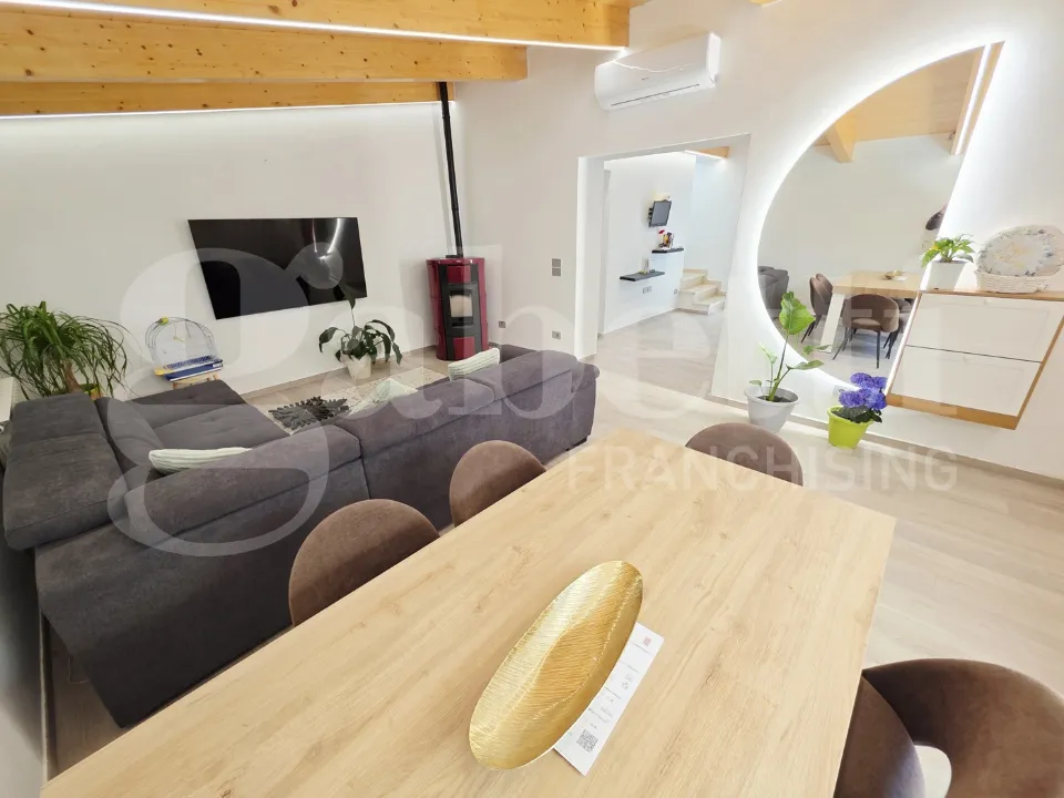 Söögituba - Rustic Villa with Private Garden in Bastia Umbra